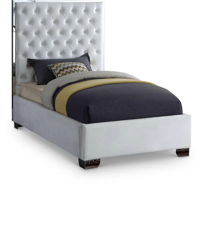 Meridian Furniture – Lexi White Velvet Twin Bed – LexiWhite-T