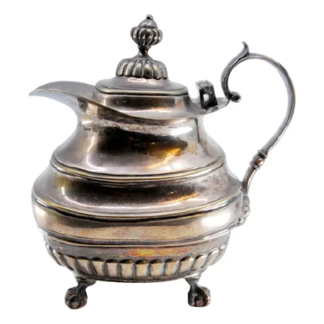 Teapot with Knob Lid and Claw-Shaped Feet