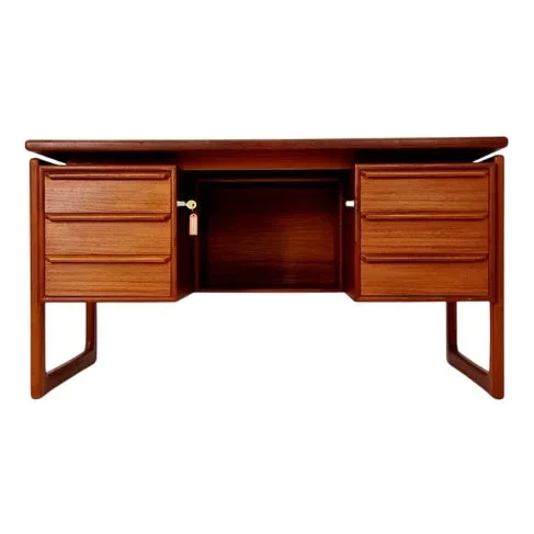 Vintage Danish Desk in Teak by Arne Vodder for GV Møbler, 1960s